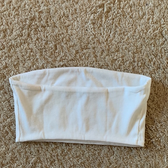 Whit Tube Top - Picture 2 of 3